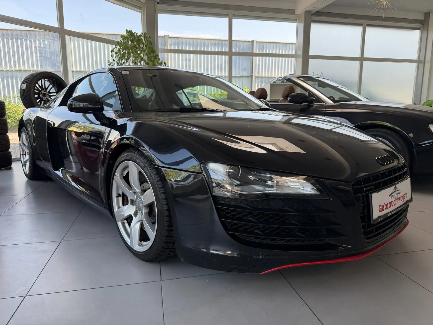 Audi R8 4.2 FSI quattro Schwarz - 1