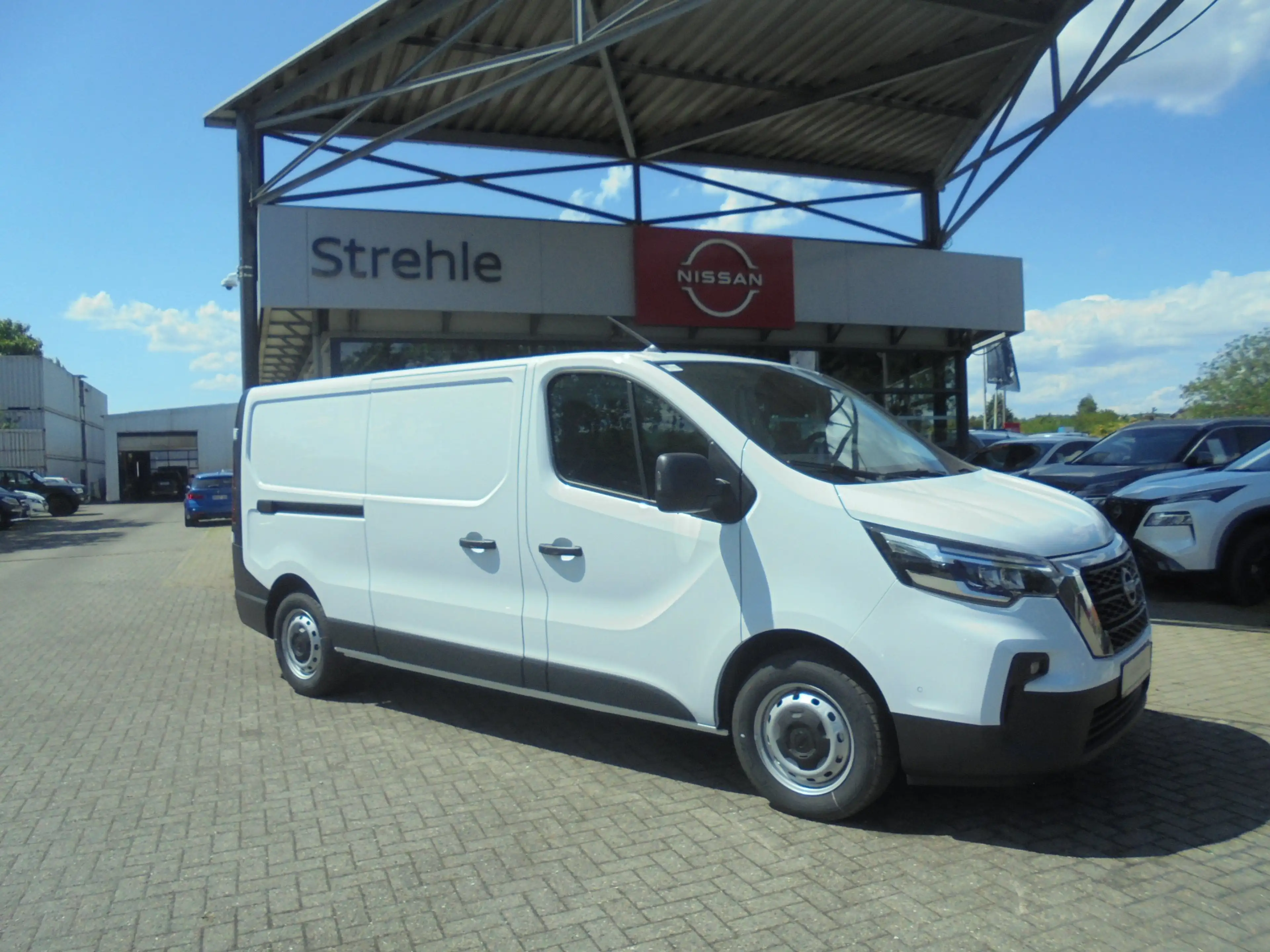 Nissan Primastar Kasten N-Connecta L2H1 6MT dci130 3,0t Navi — photo 3