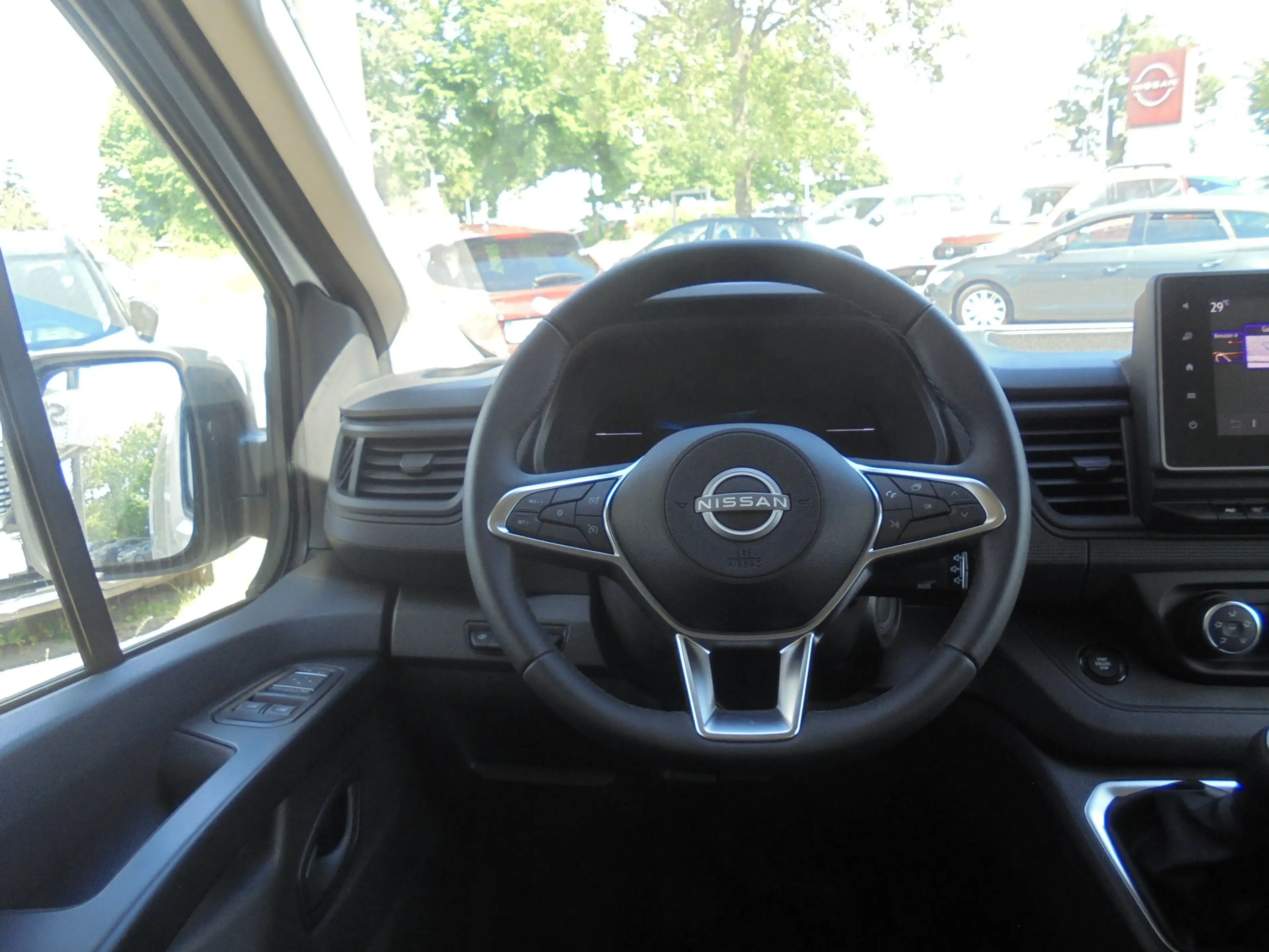 Nissan Primastar Kasten N-Connecta L2H1 6MT dci130 3,0t Navi — photo 12