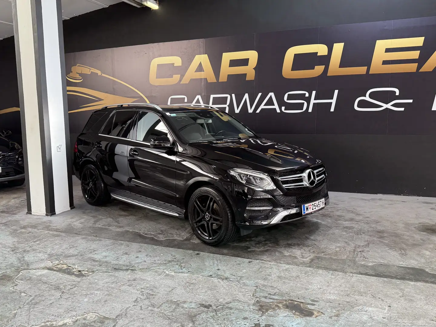 Mercedes-Benz GLE 250 d 4Matic 9G-TRONIC Exclusive - 2