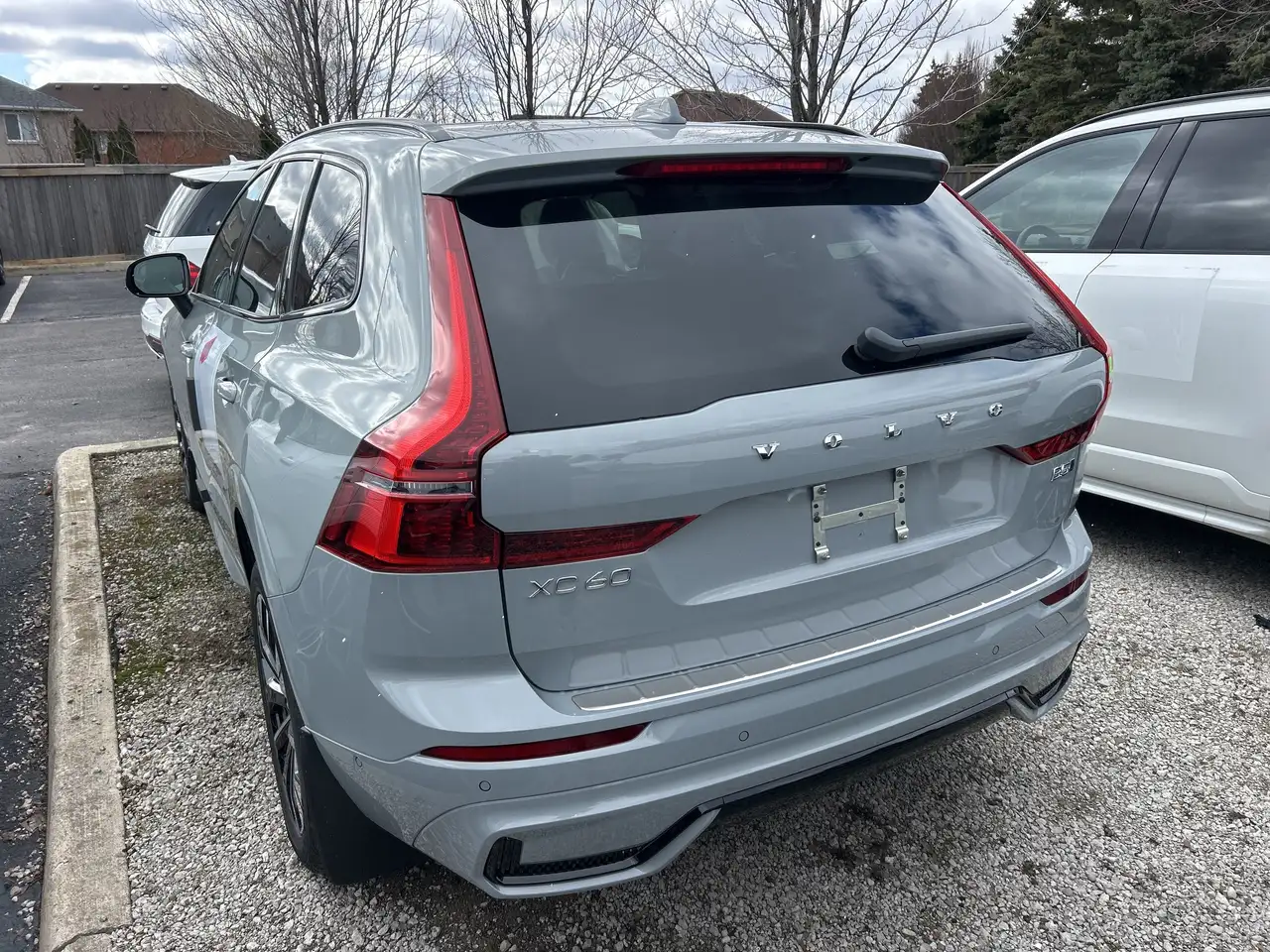 Volvo XC60 снимка Volvo XC60