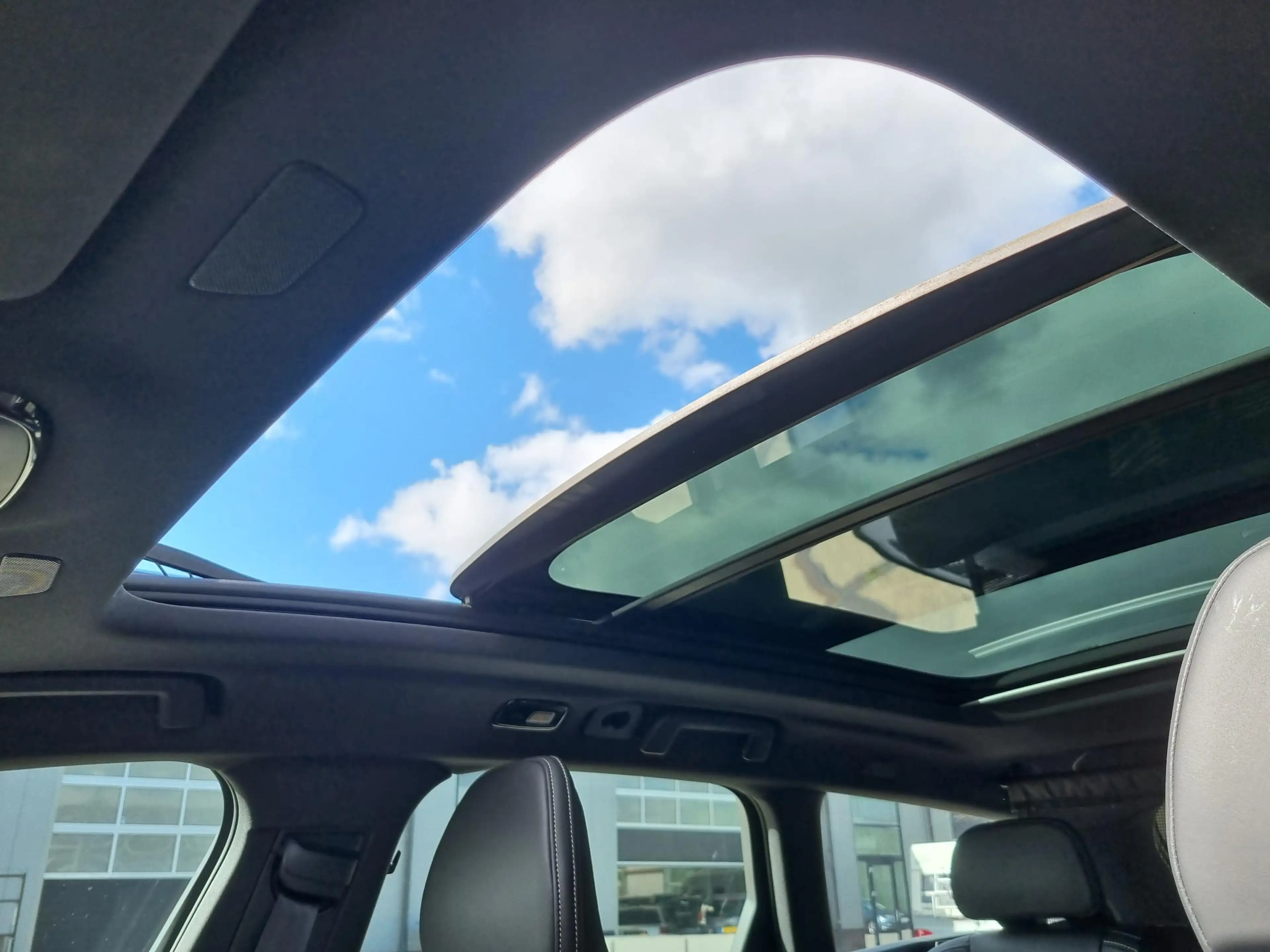Volvo V90 2.0 T6 Plug-in hybrid AWD Ultra Dark LEER / PANORA — photo 20
