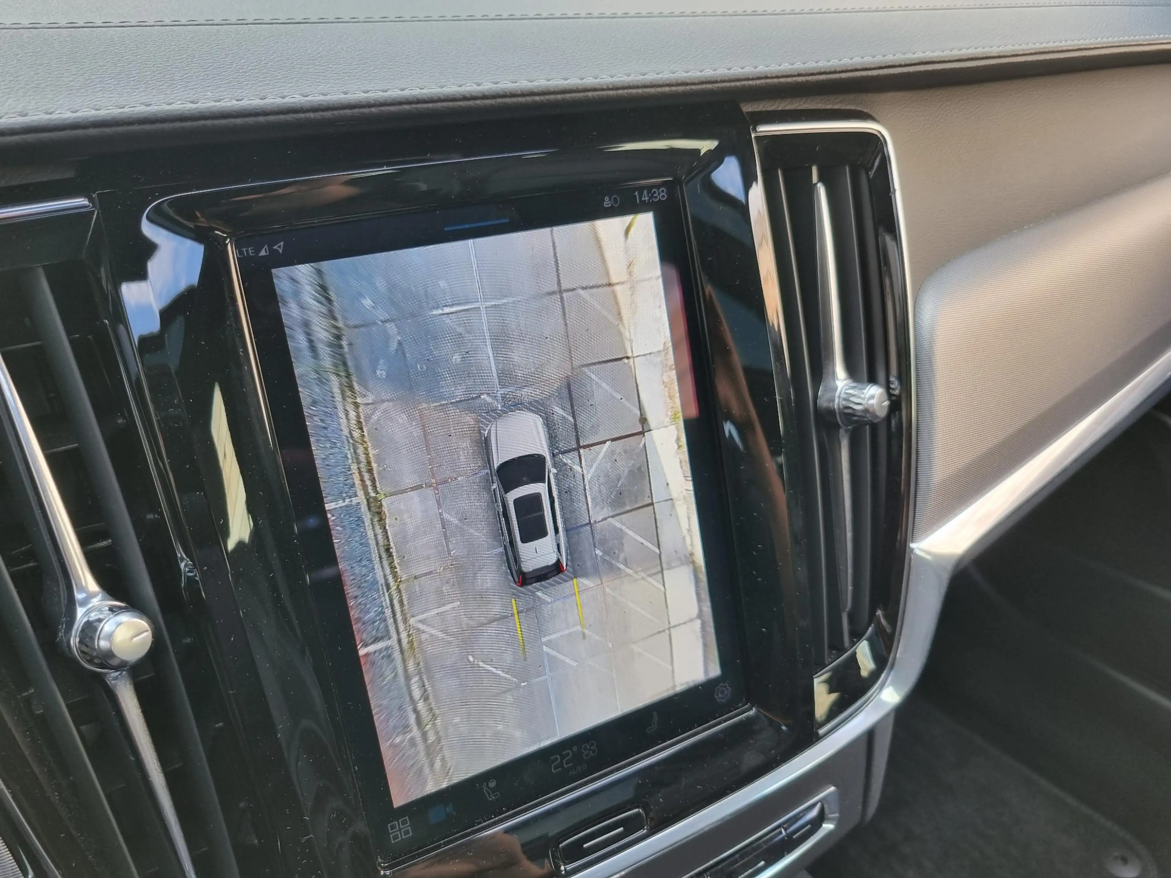 Volvo V90 2.0 T6 Plug-in hybrid AWD Ultra Dark LEER / PANORA — photo 16