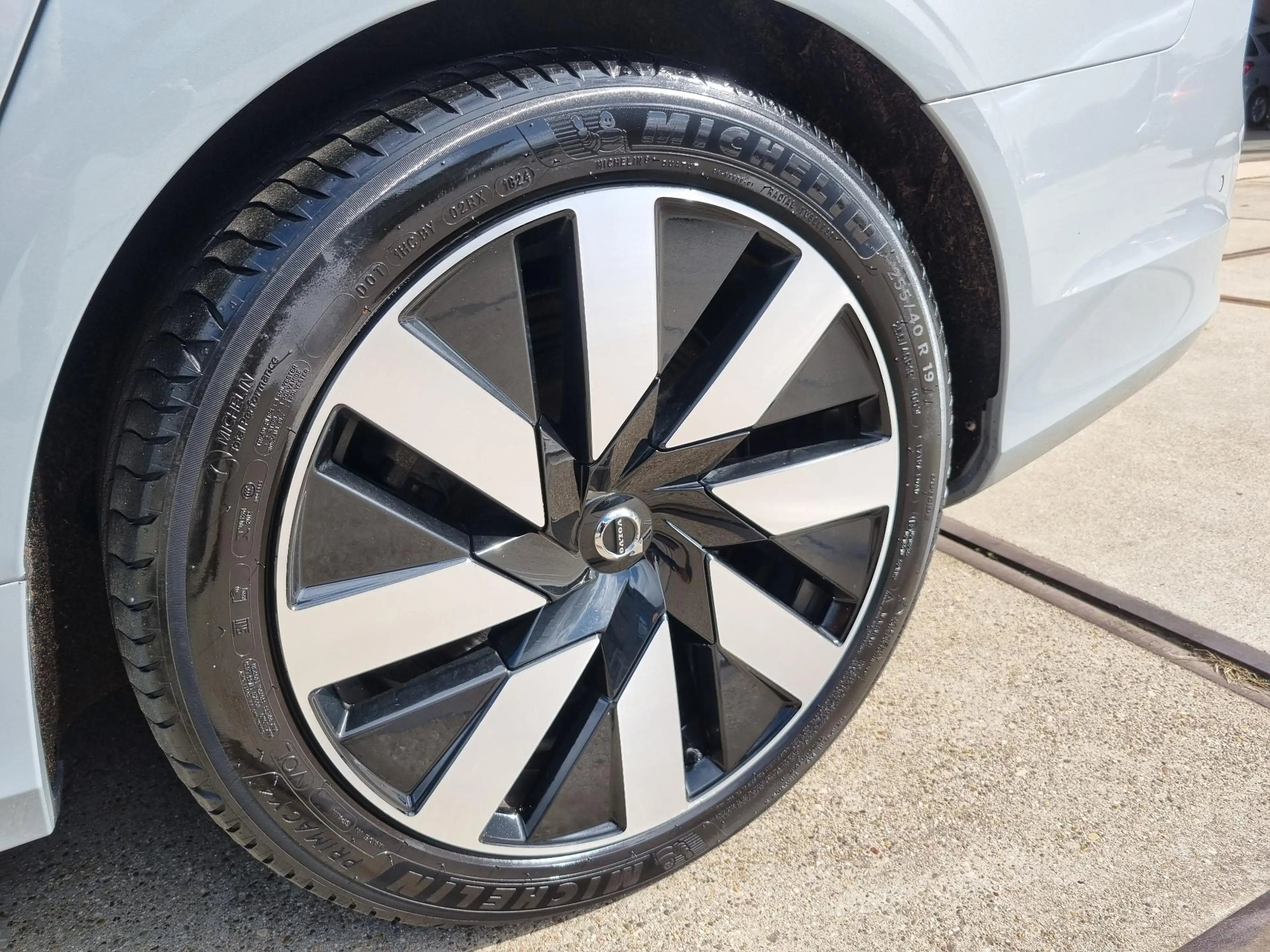 Volvo V90 2.0 T6 Plug-in hybrid AWD Ultra Dark LEER / PANORA — photo 26