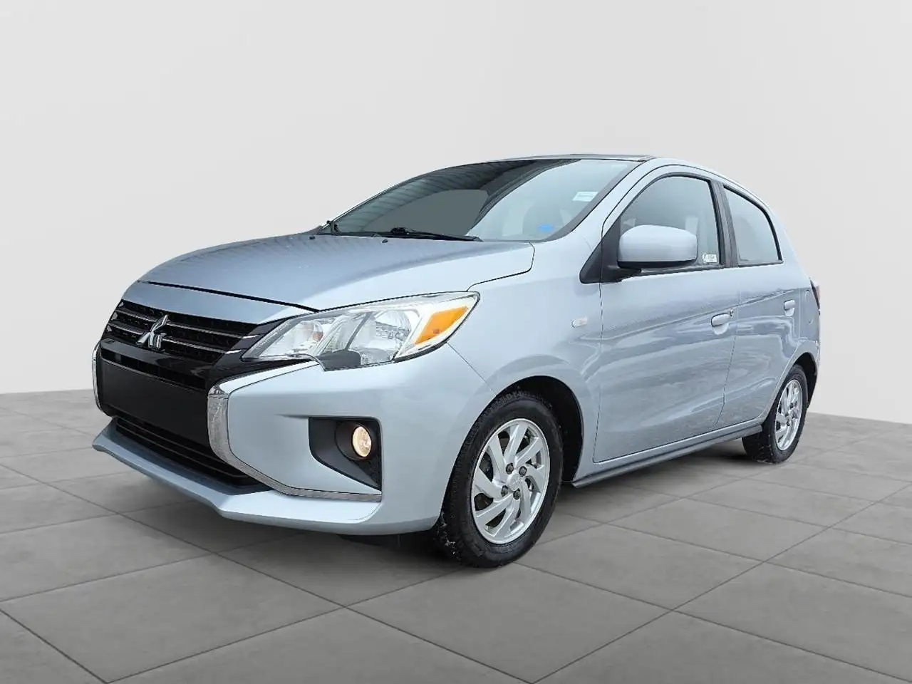 Mitsubishi Mirage снимка Mitsubishi Mirage