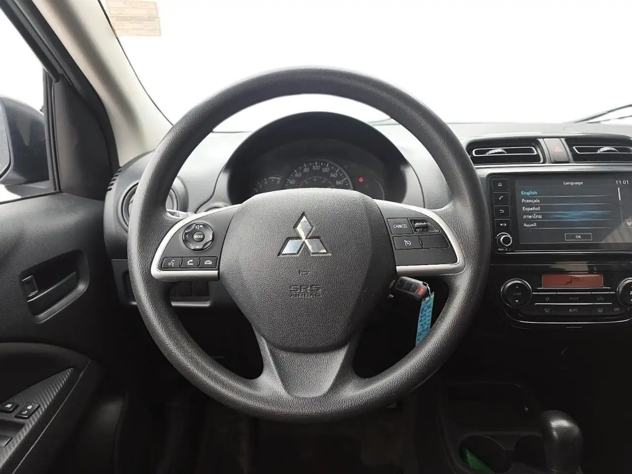 Mitsubishi Mirage снимка Mitsubishi Mirage