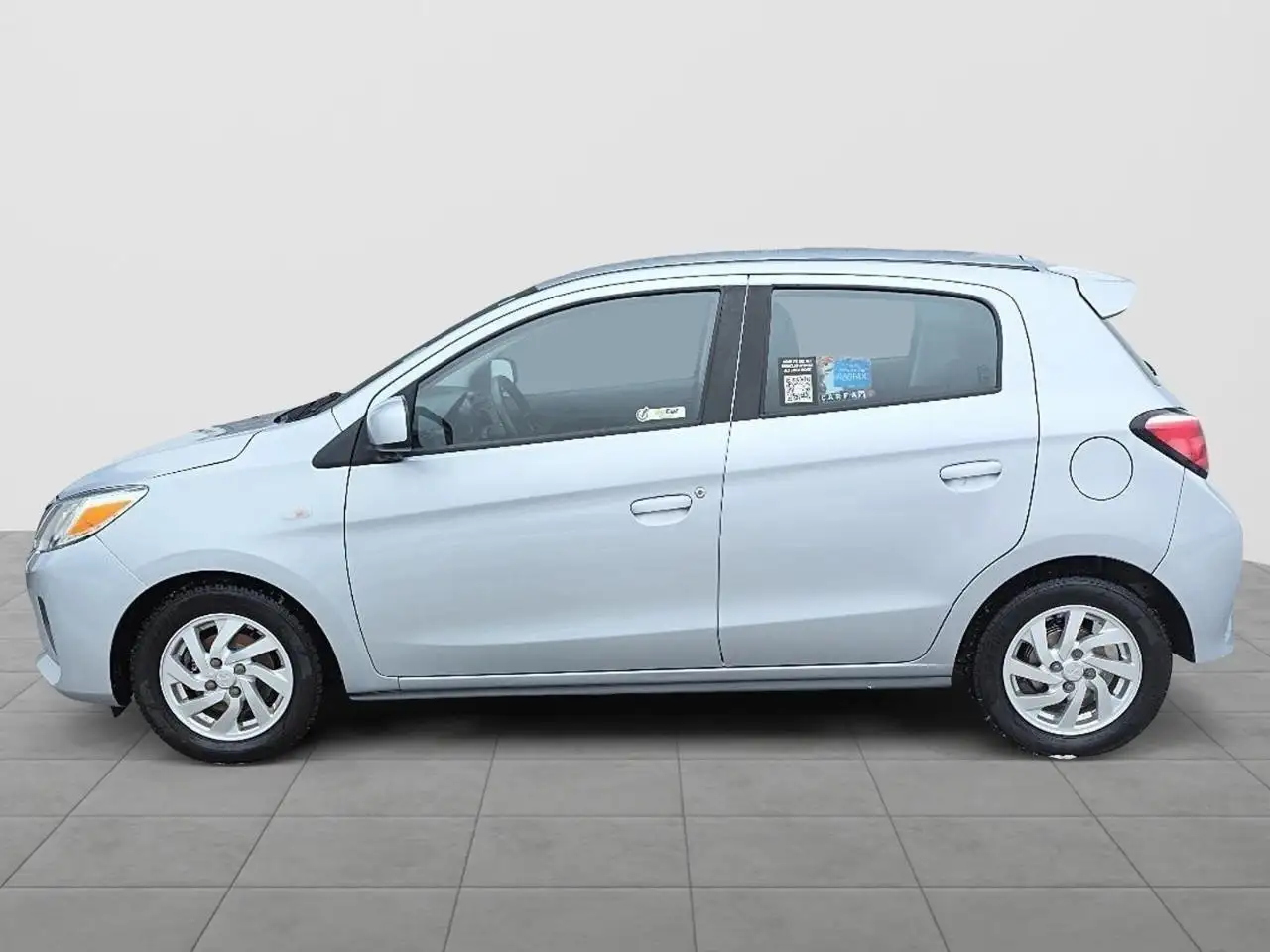 Mitsubishi Mirage снимка Mitsubishi Mirage