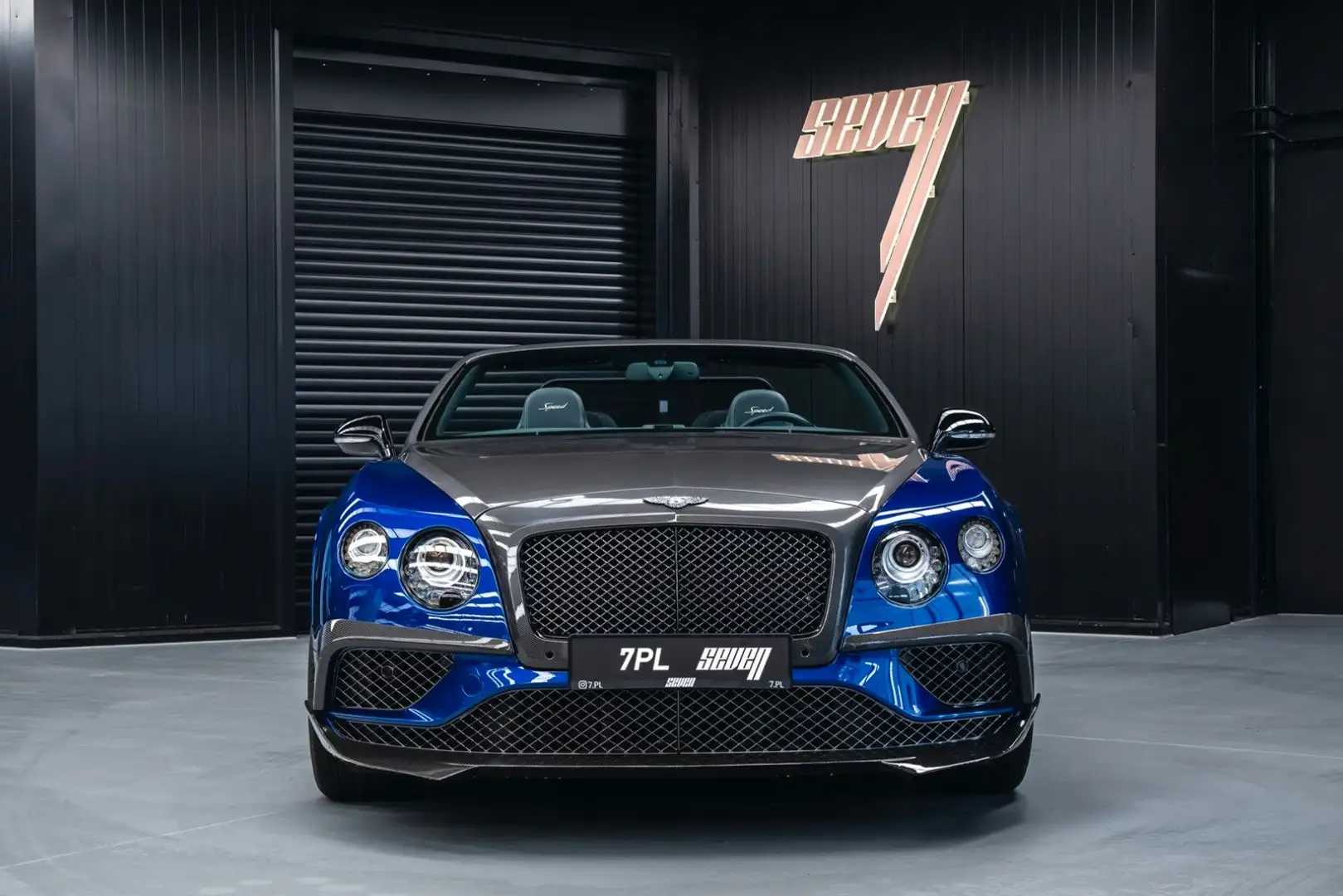 Bentley Continental GTC Blau - 2
