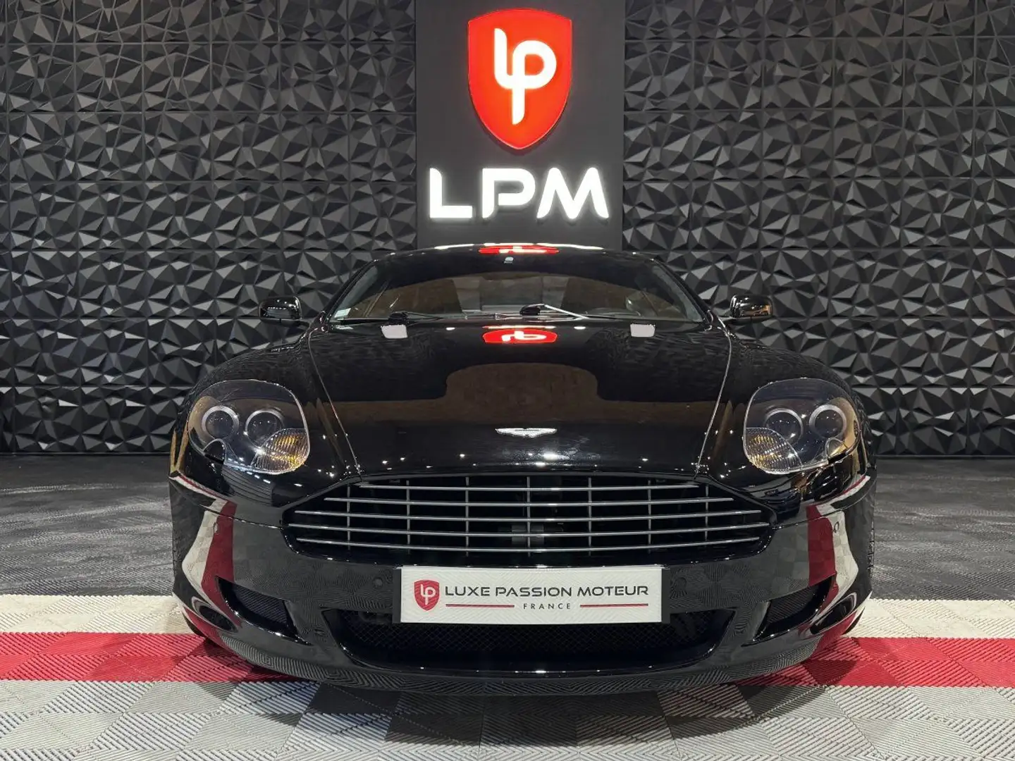 Aston Martin DB9 V12 5.9L 477ch Touchtronic2 - ORIGINE FRANCE Negru - 2