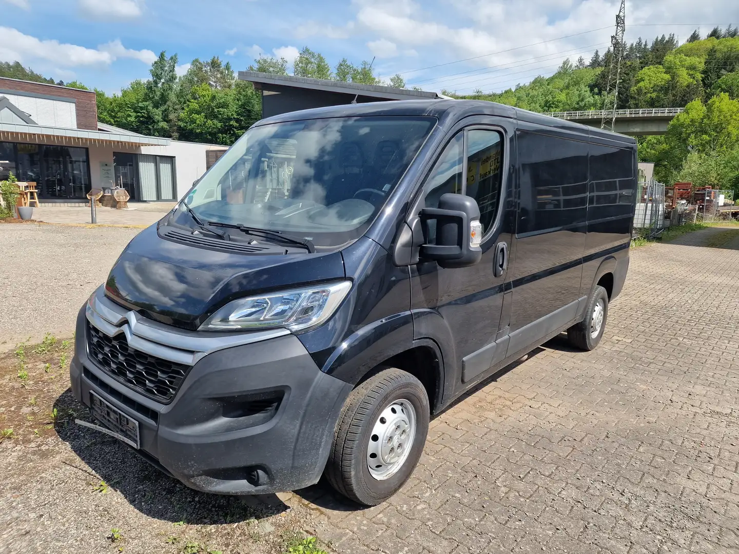 Citroen Jumper 33 L2H1 Profi BlueHDi 130 In Weiß oder Schwarz Schwarz - 1