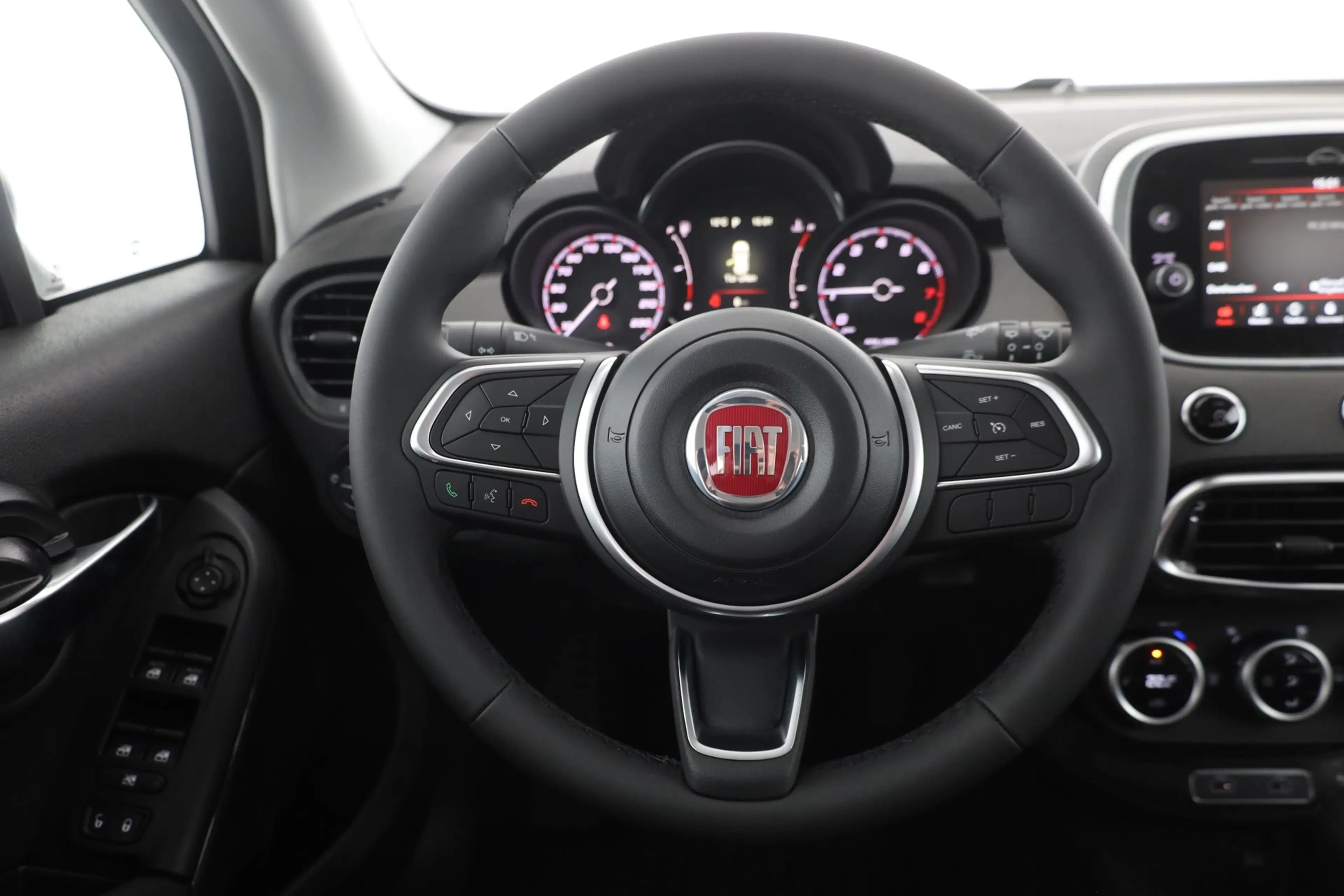 Fiat 500X 1.4T Aut. LED Kamera Tempomat App-Connect — photo 14
