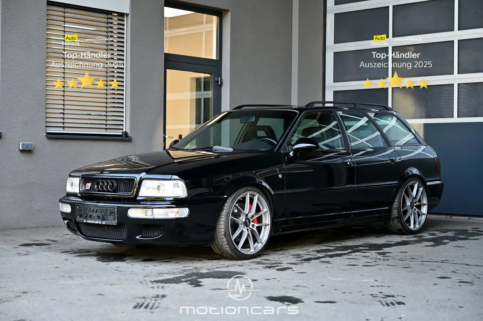 Audi RS2 Avant Schwarz - 1