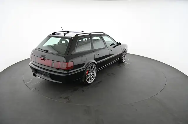 Audi RS2 view 2