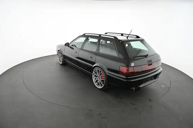 Audi RS2 view 9