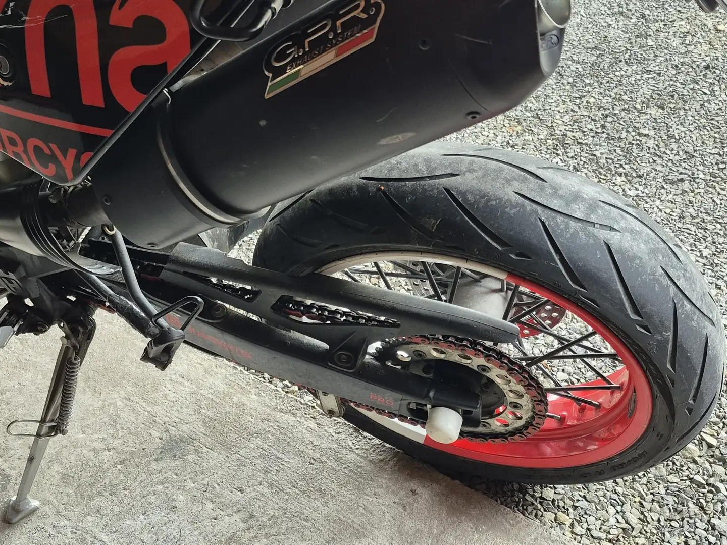 Husqvarna SMR 630 Super Moto Rosso - 2