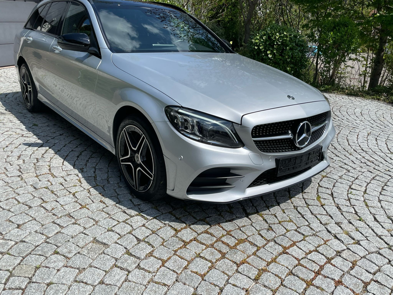 Mercedes-Benz C 400 4Matic T 9G-TRONIC — photo 4