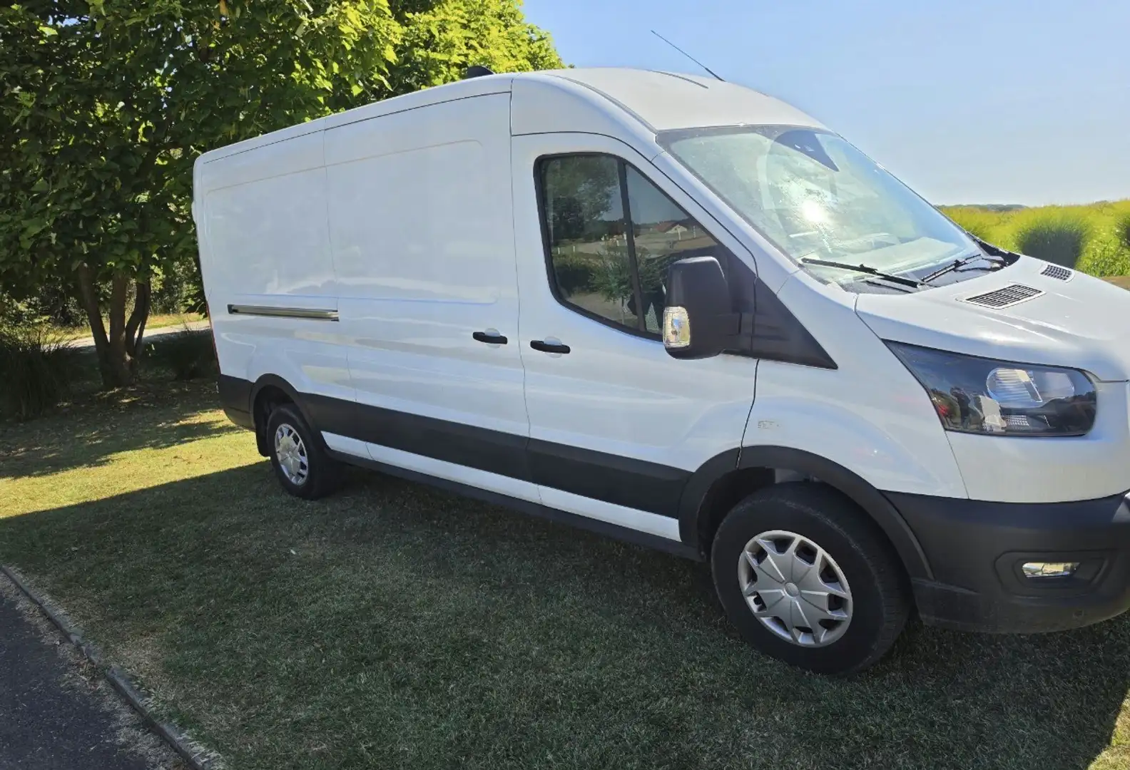 Ford E-Transit Fahrgestell 67kWh/135kW L3H12350 - 2