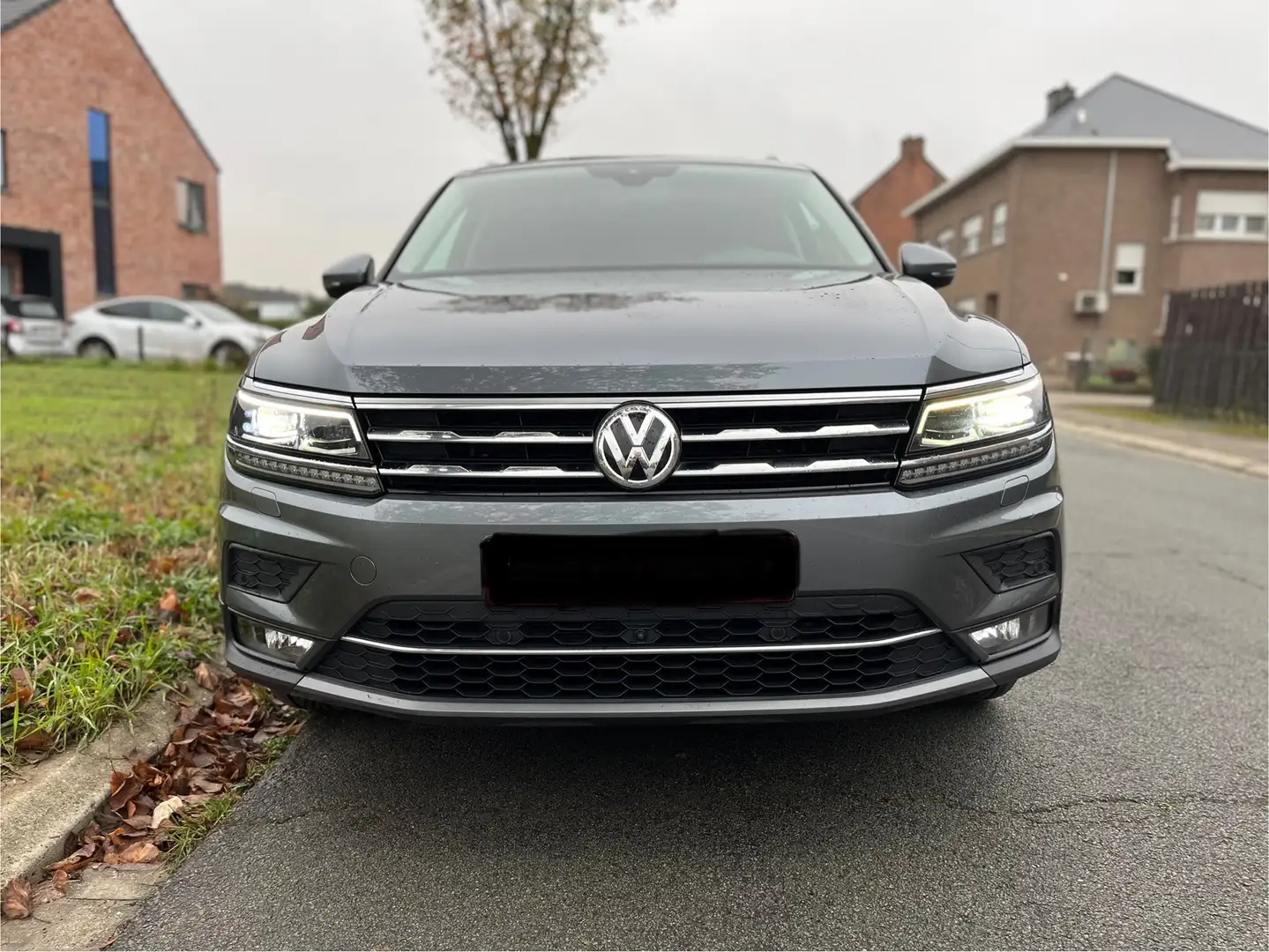 Volkswagen Tiguan Allspace 2.0 TDi  4Motion Avec FEUILLE ROSE ! Gris - 1