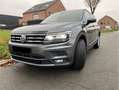 Volkswagen Tiguan Allspace 2.0 TDi  4Motion Avec FEUILLE ROSE ! Gris - thumbnail 4