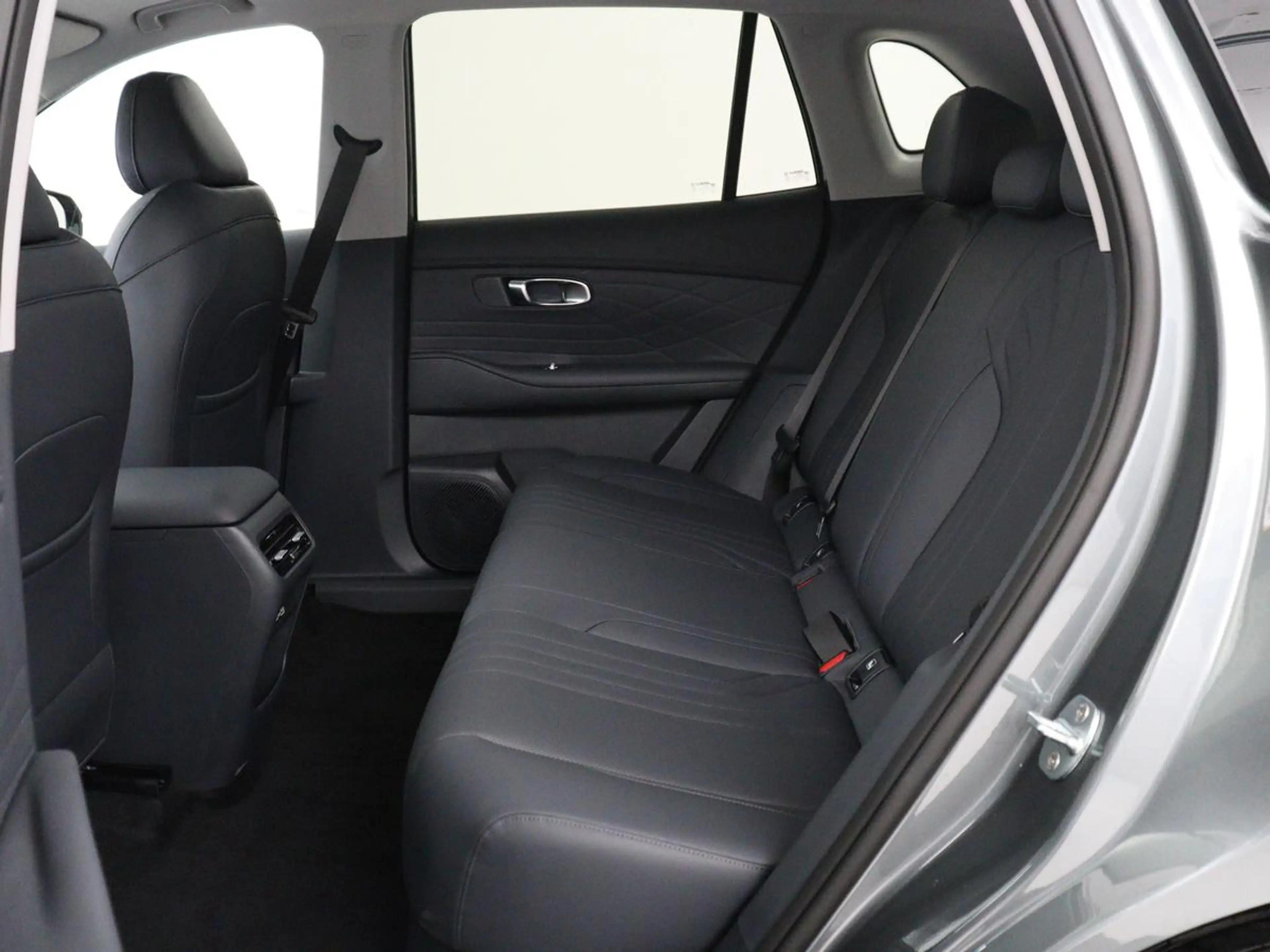 Geely Starray EM-i 1.5 Pro | Leder | Adaptive cruise | Carplay | Full — photo 7