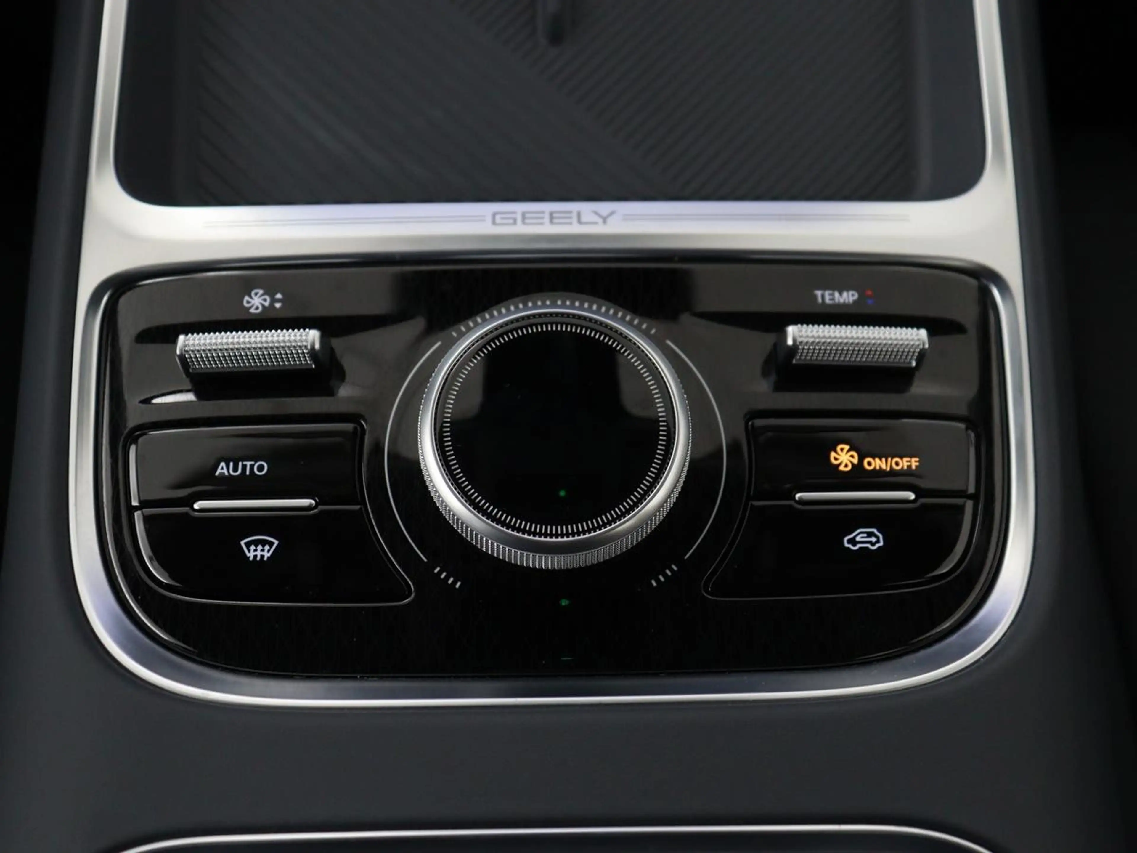 Geely Starray EM-i 1.5 Pro | Leder | Adaptive cruise | Carplay | Full — photo 31