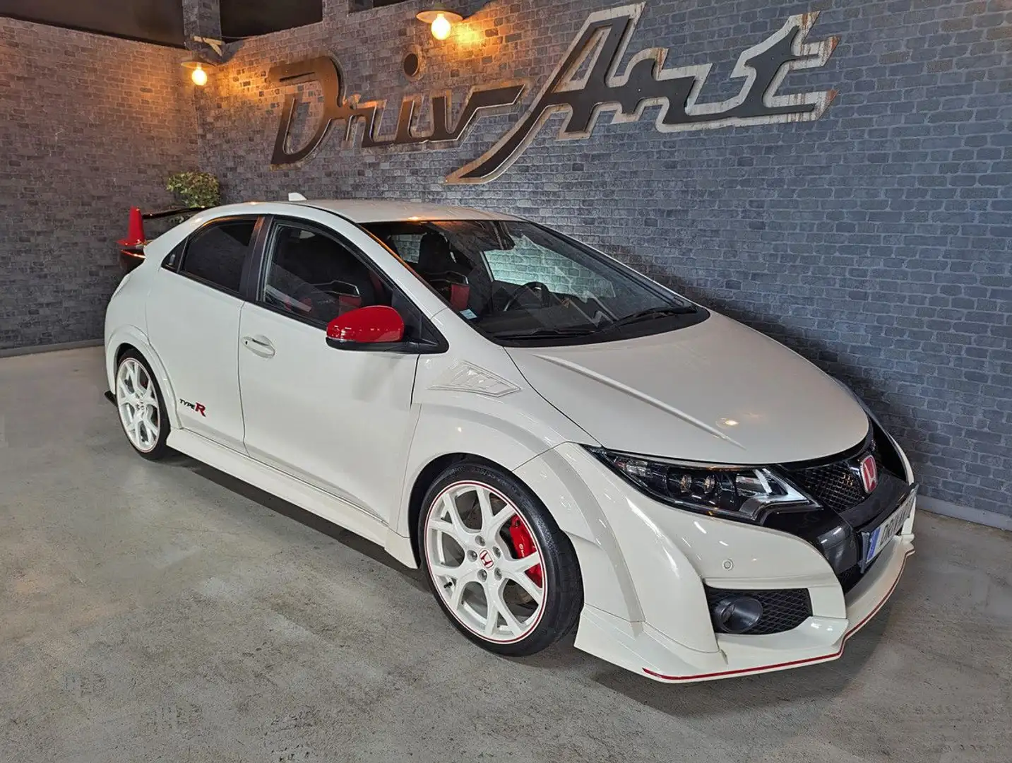 Honda Civic IX 2.0 I-VTEC WHITE EDITION - 1