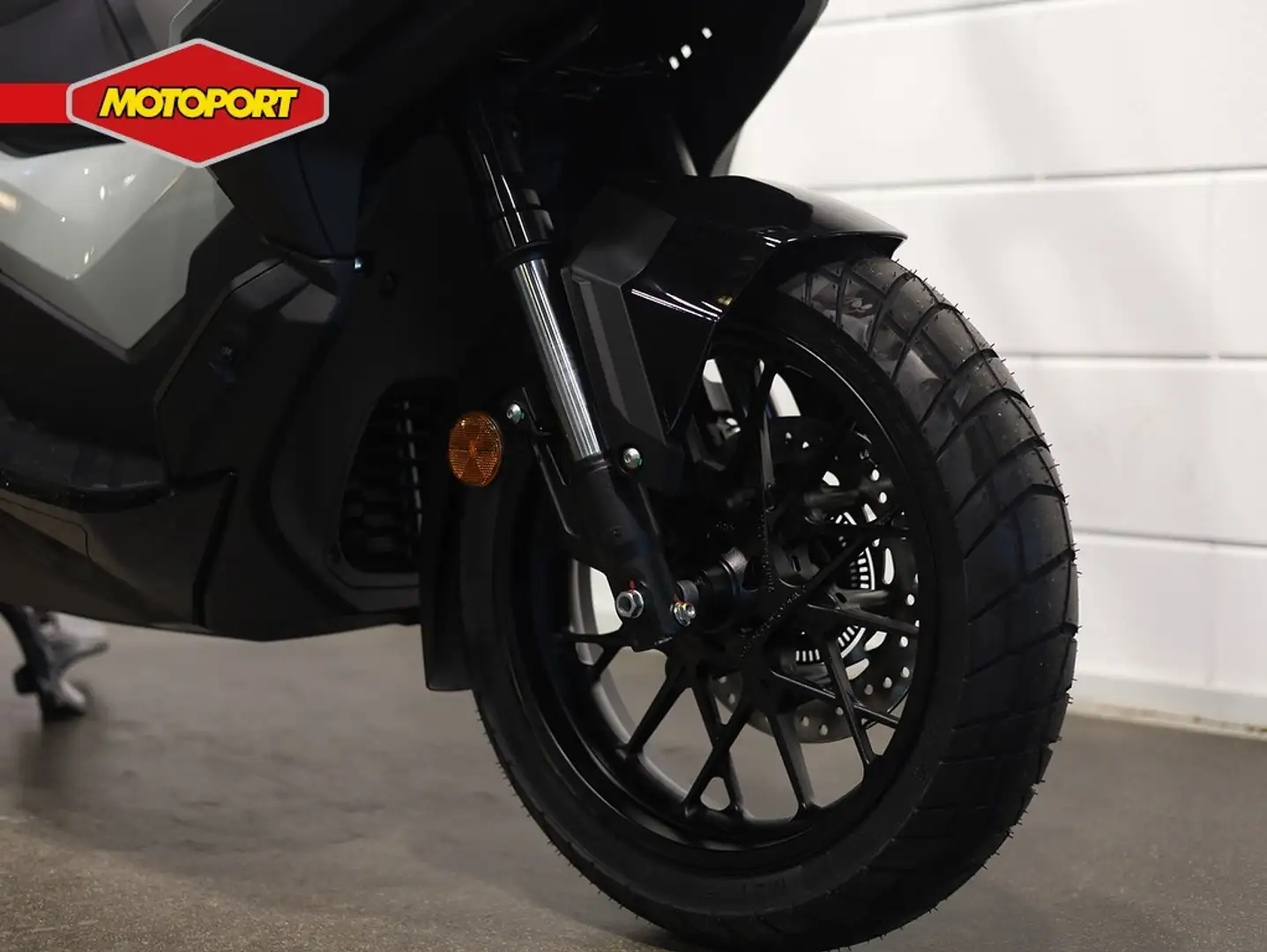 Honda ADV 350 Grijs - 2