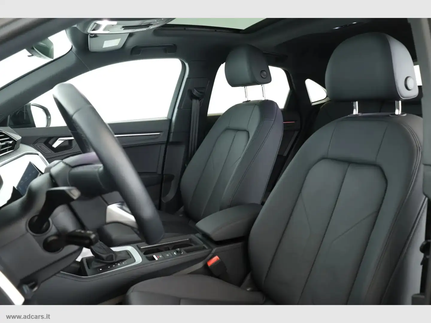 Audi Q3 SPB 40 TFSI quattro S Line S tronic TETTO PANORAMI Nero - 2