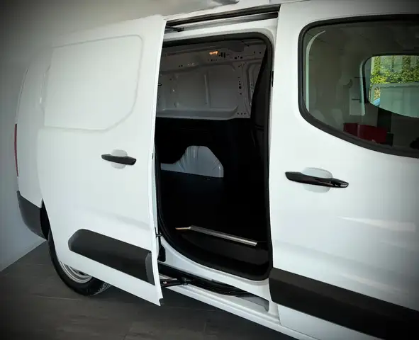 Citroen Berlingo view 10