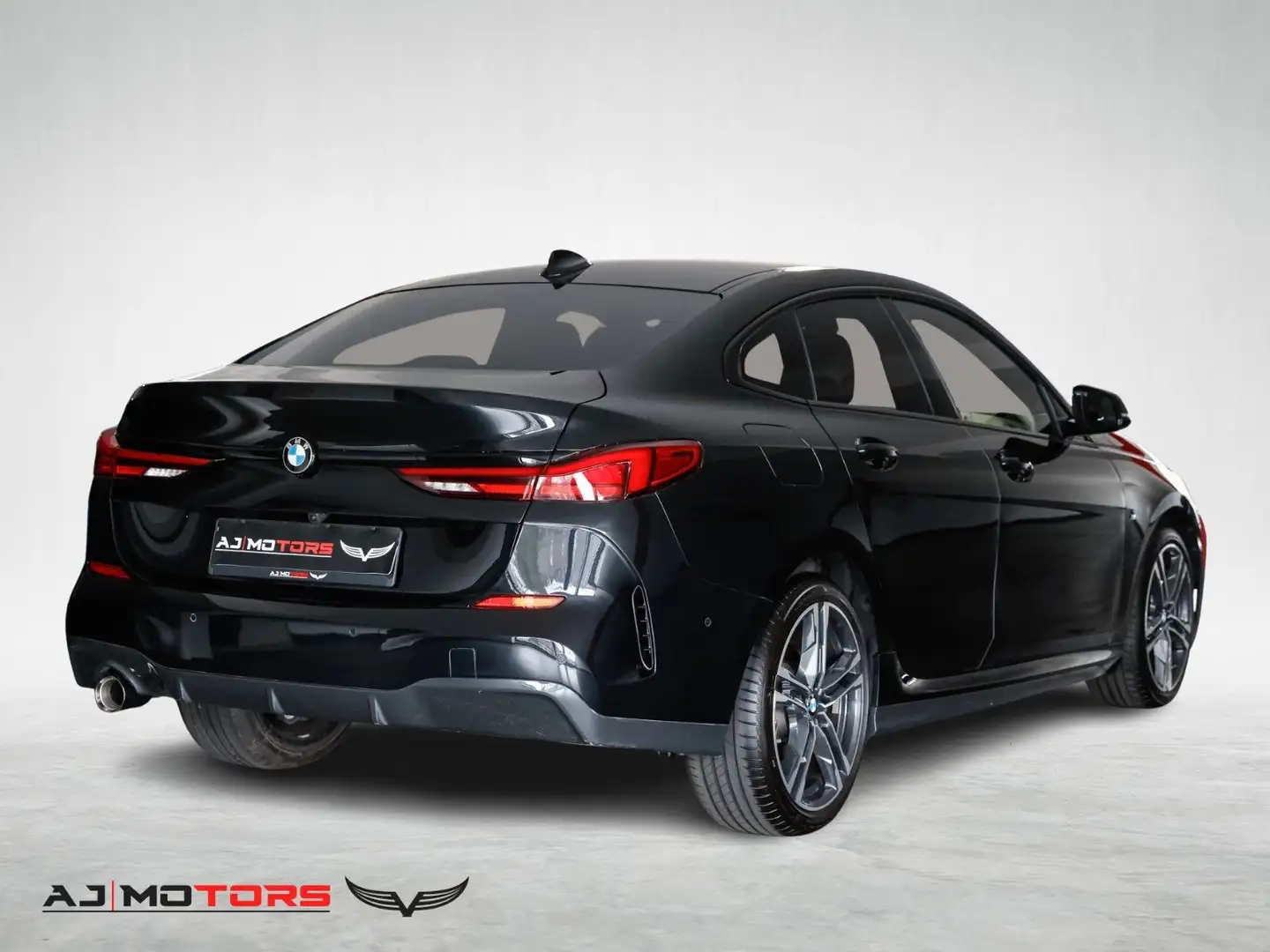 BMW 218 i Gran Coupe M Sport *KAMERA-SPUR-SHZ-LED* Schwarz - 2