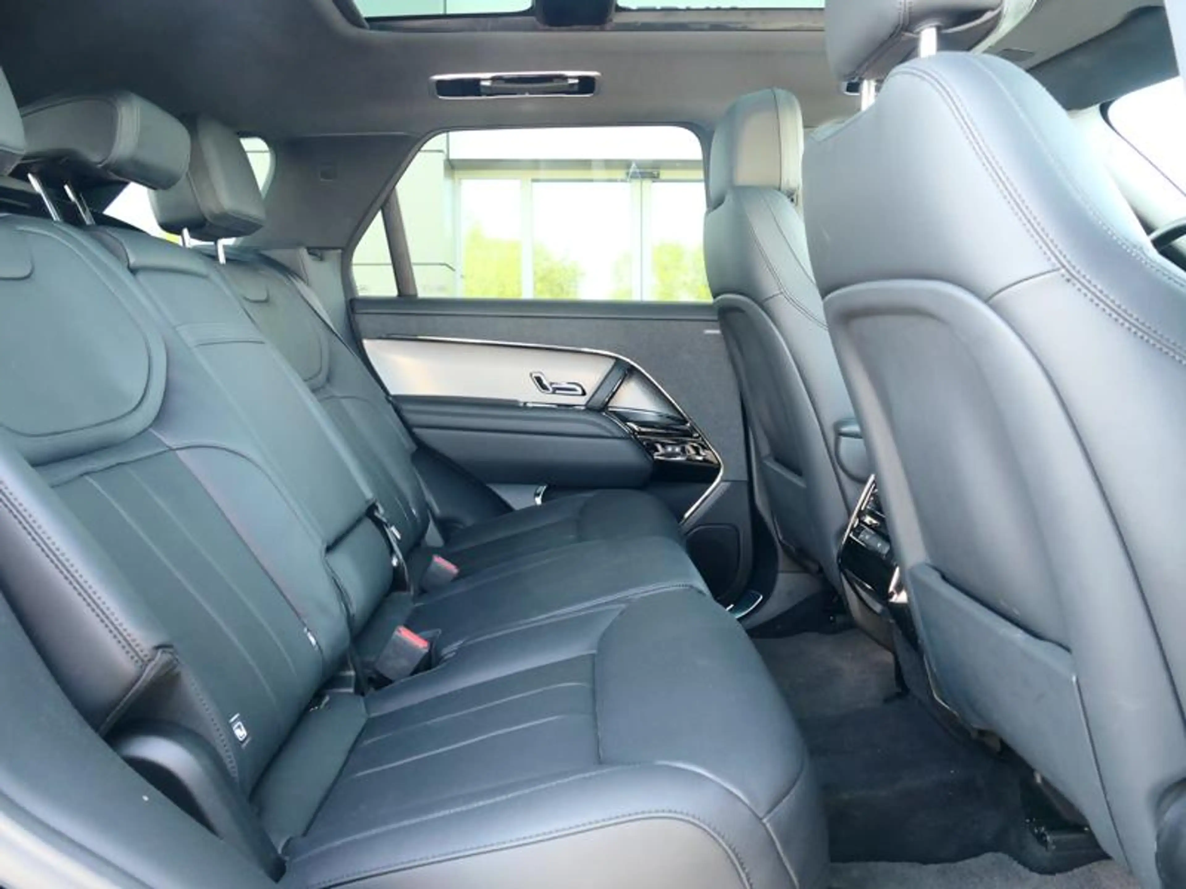 Land Rover Range Rover Sport P460e S | PANO | TOWB | 360° | — photo 11
