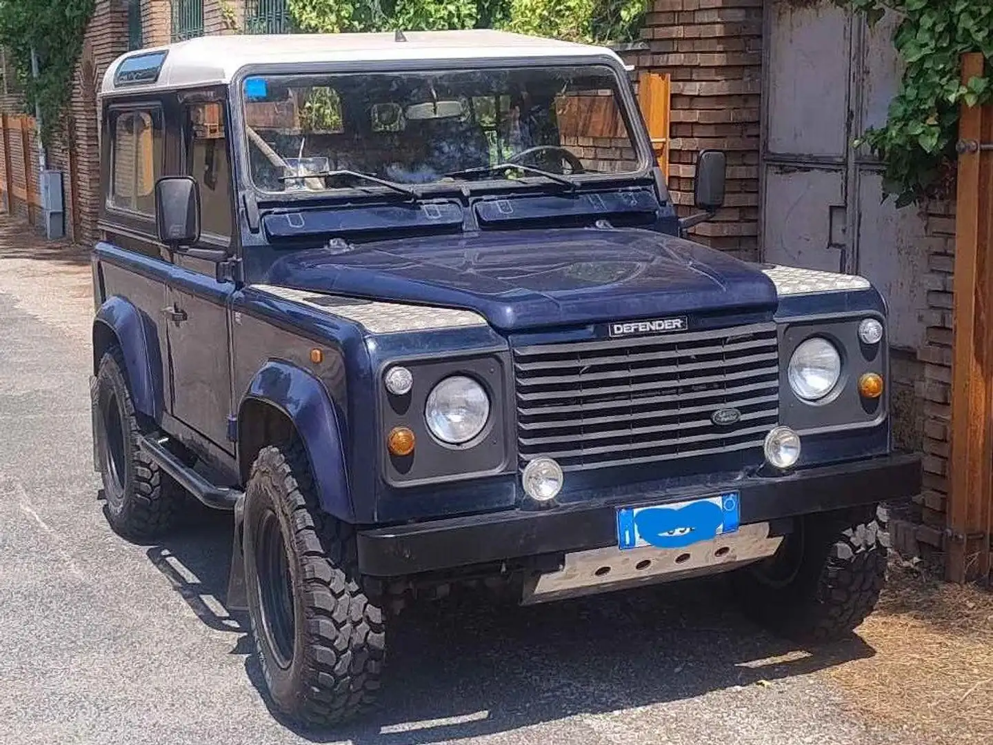 Land Rover Defender Defender 90 Mpi 100 kW benzina Синий - 1
