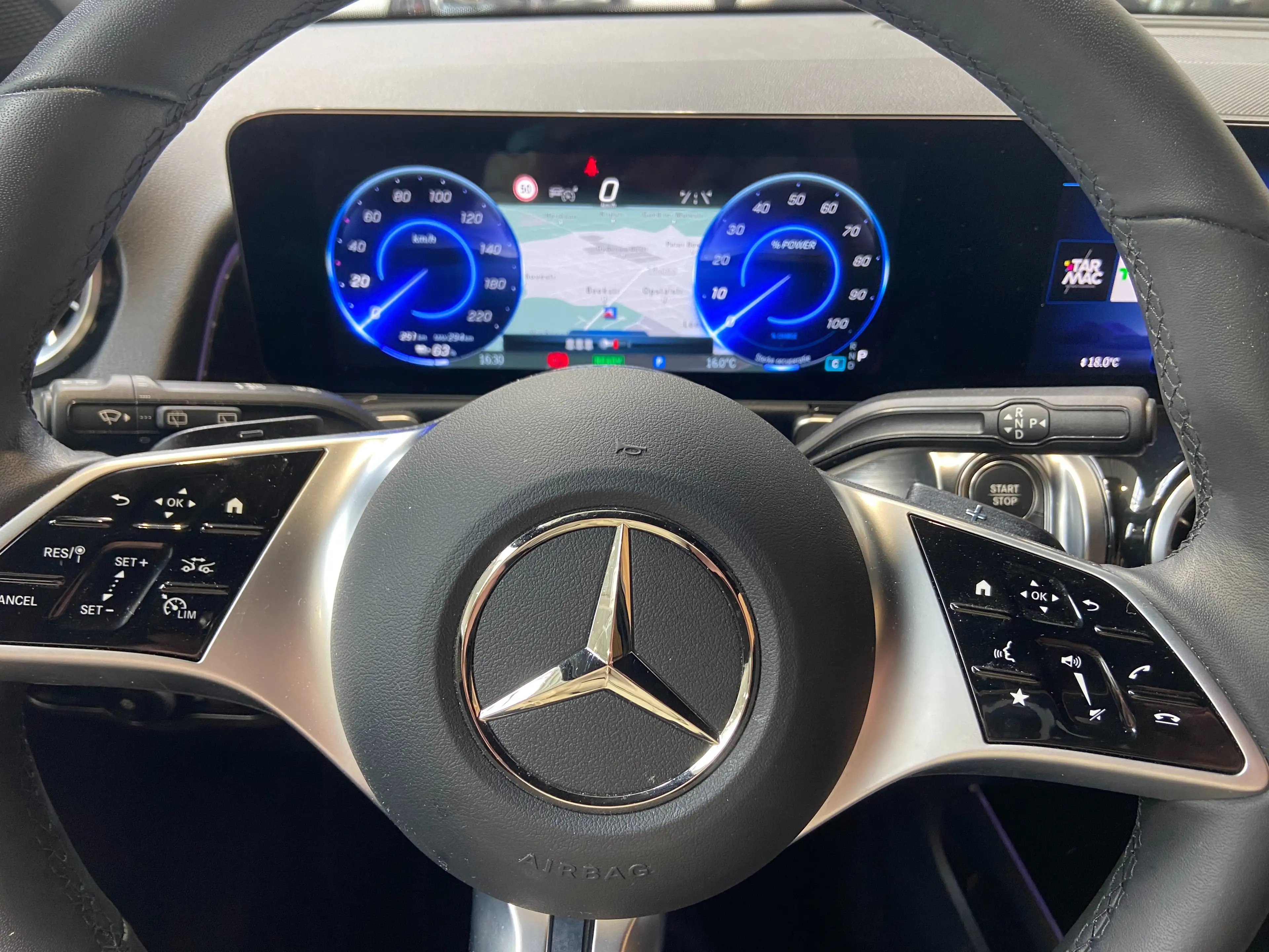 Mercedes-Benz EQB 300 EQB 66.5 kWh 300 4-Matic Luxury Line — photo 6