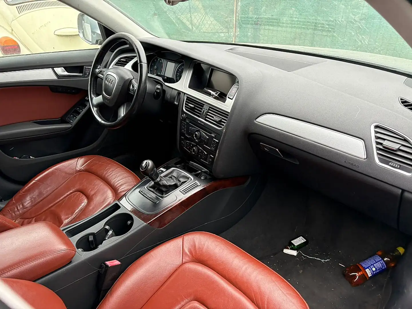 Audi A4 Avant 2,0 TFSI!MOTORLÄUFT UNRUND!!!!!!EXPORT Grijs - 2