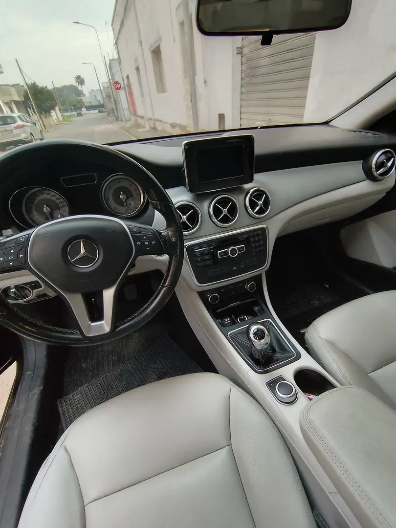 Mercedes-Benz 180 CLA 180 d sport Black - 1