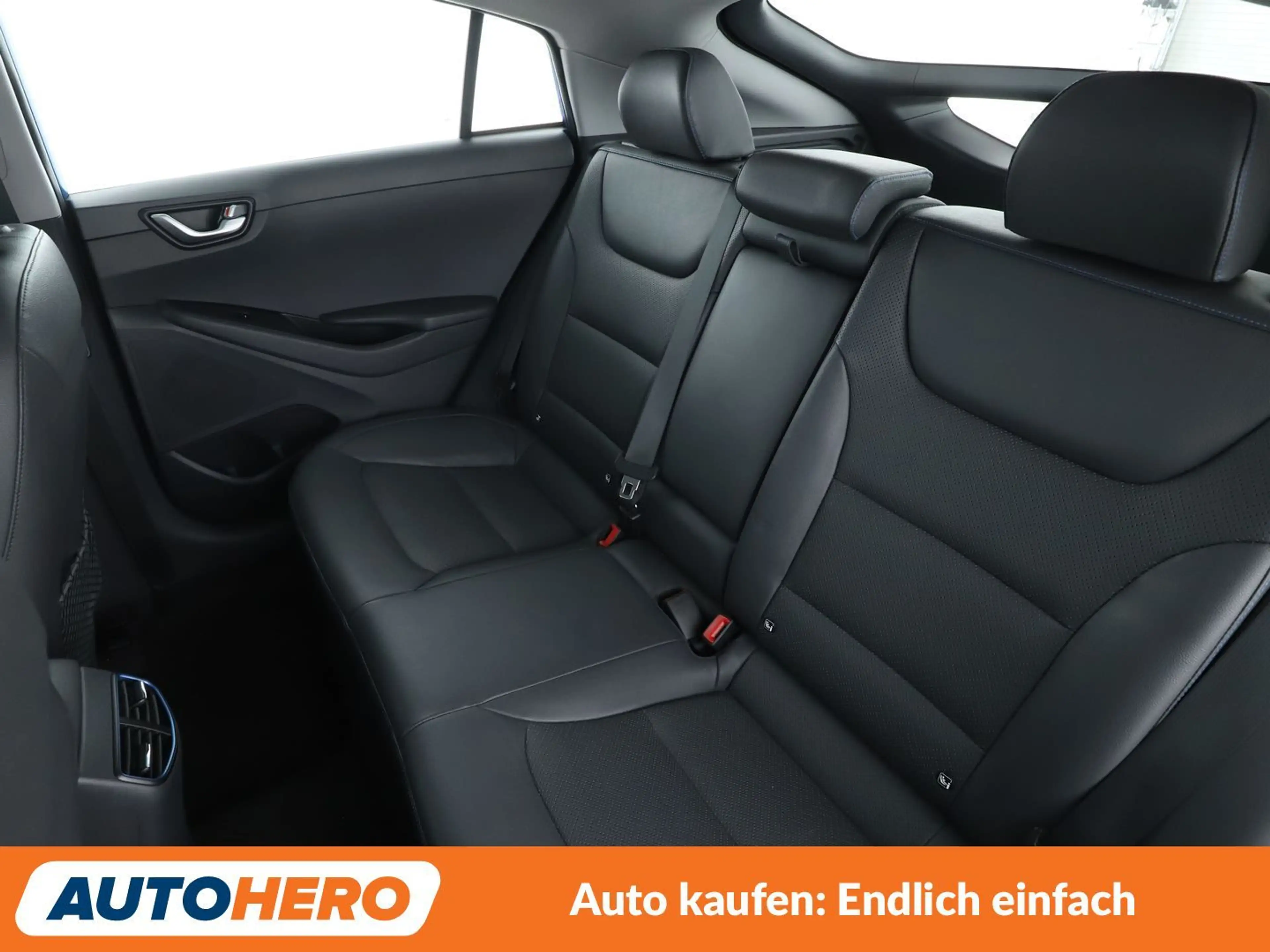 Hyundai IONIQ 1.6 Hybrid Premium Aut.*TEMPO*CAM*PDC* — photo 14