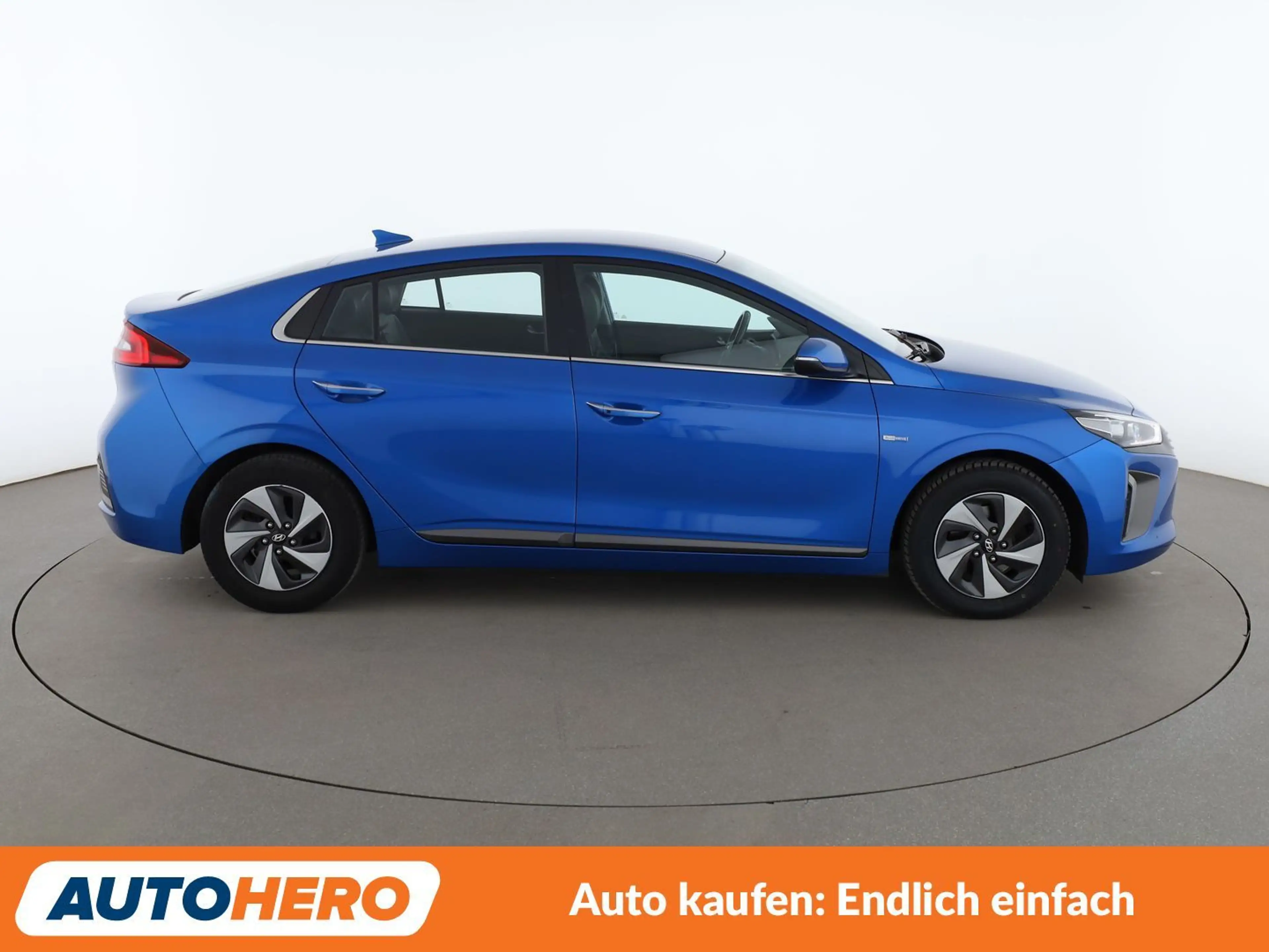 Hyundai IONIQ 1.6 Hybrid Premium Aut.*TEMPO*CAM*PDC* — photo 7