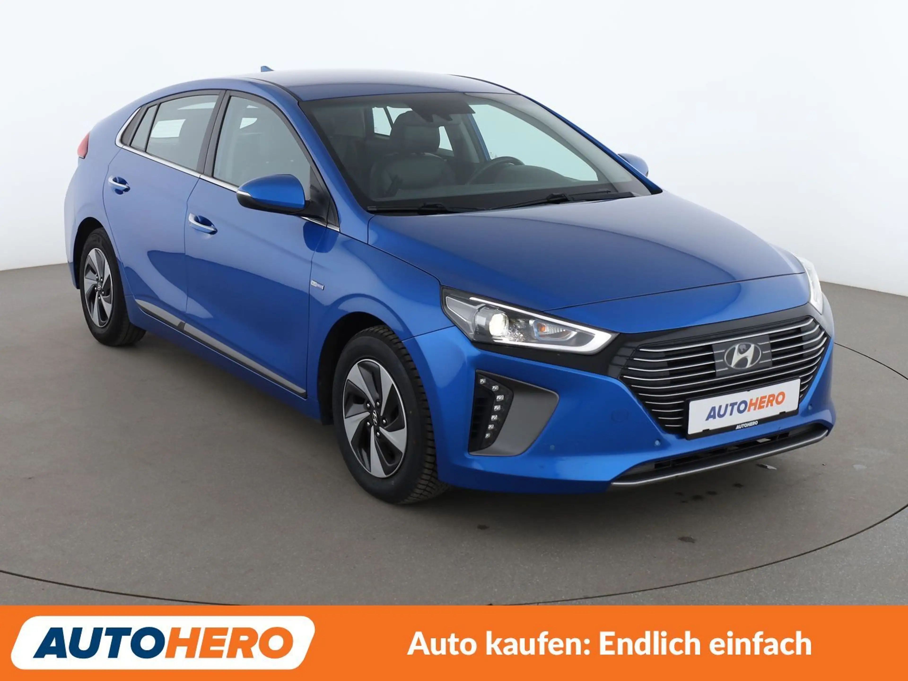 Hyundai IONIQ 1.6 Hybrid Premium Aut.*TEMPO*CAM*PDC* — photo 8