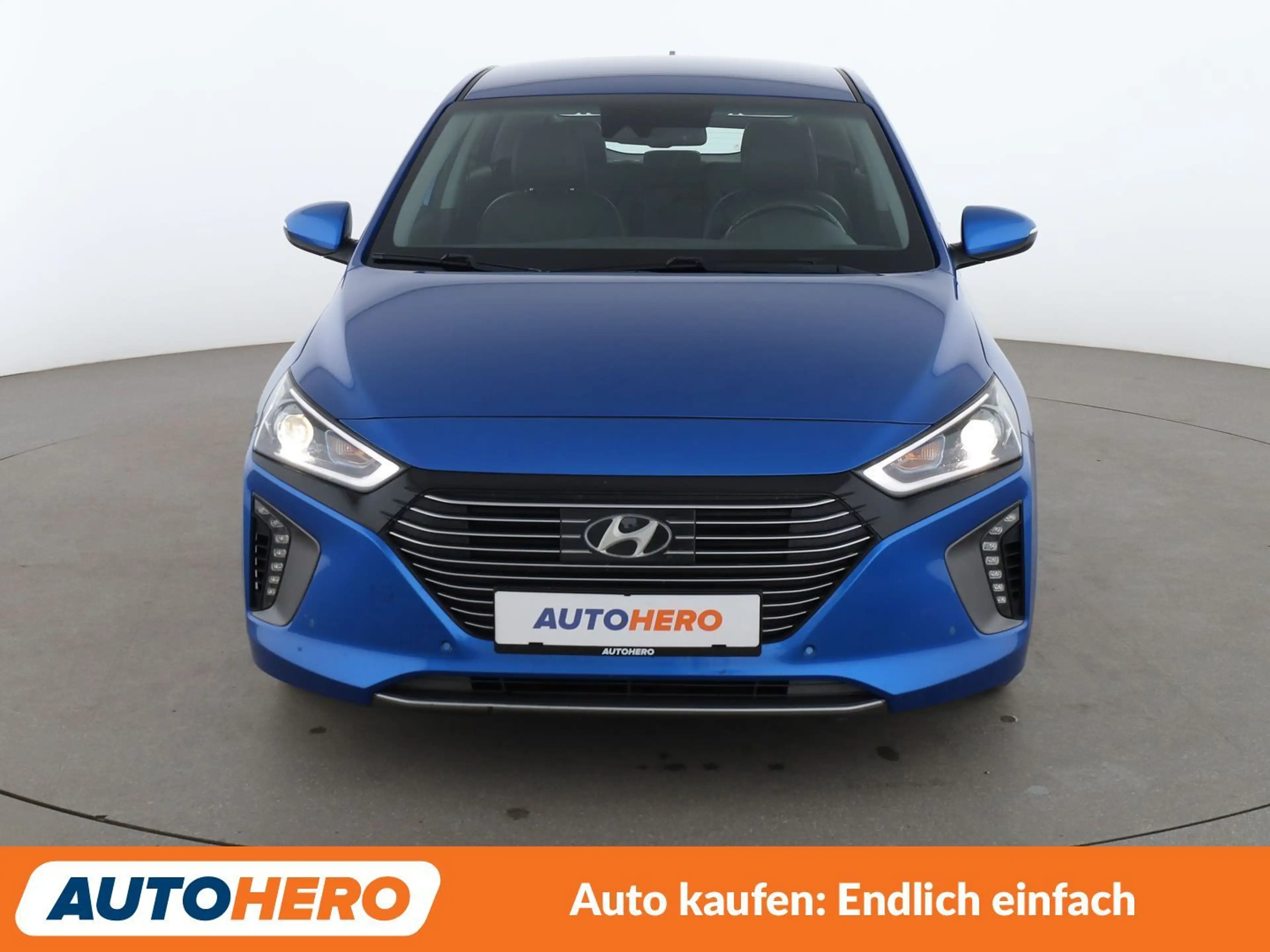 Hyundai IONIQ 1.6 Hybrid Premium Aut.*TEMPO*CAM*PDC* — photo 9