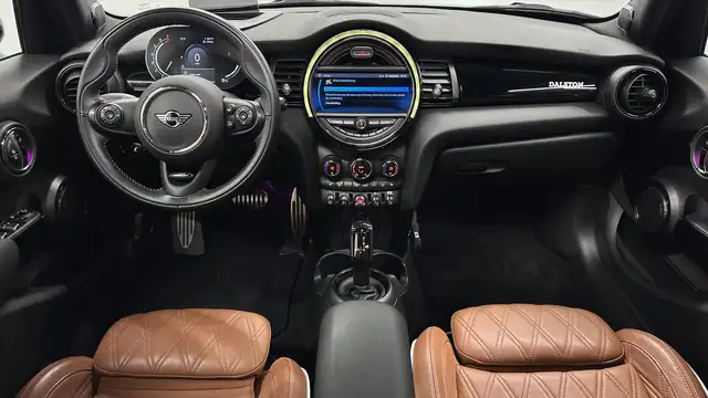 Mini Cooper view 3