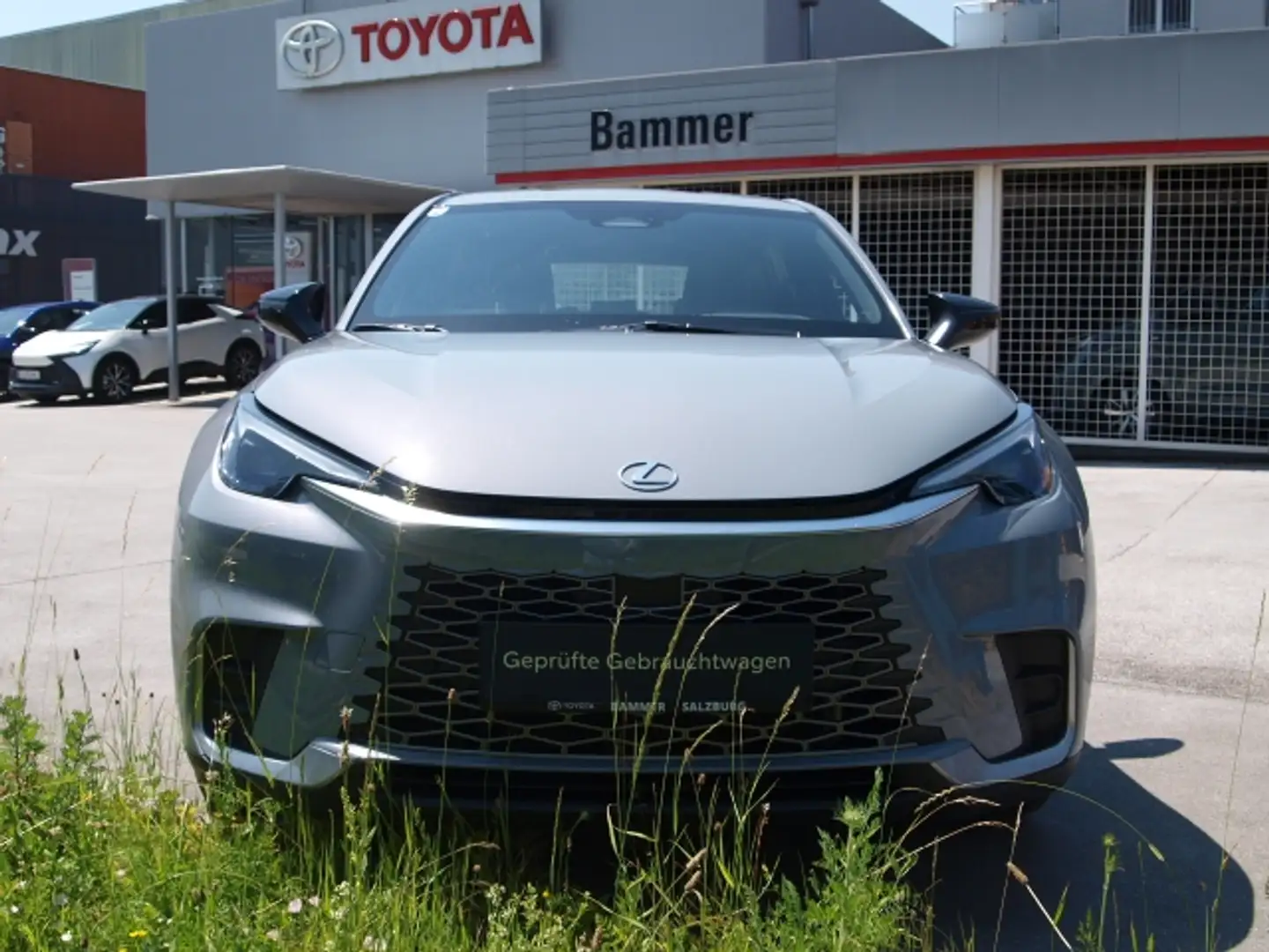 Lexus LBX Lexus LBX Relax CVT  AWD Grau - 2