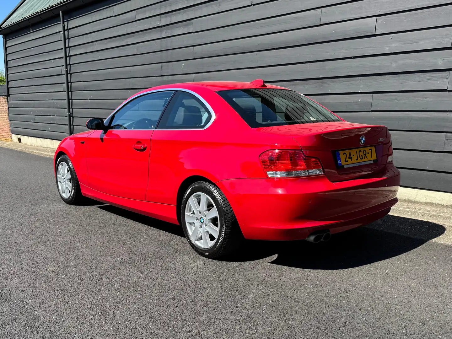 BMW 125 125i E82 High Executive Rouge - 1