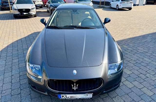 Imagine Maserati Quattroporte Sport GT S , deutsche Auslieferung