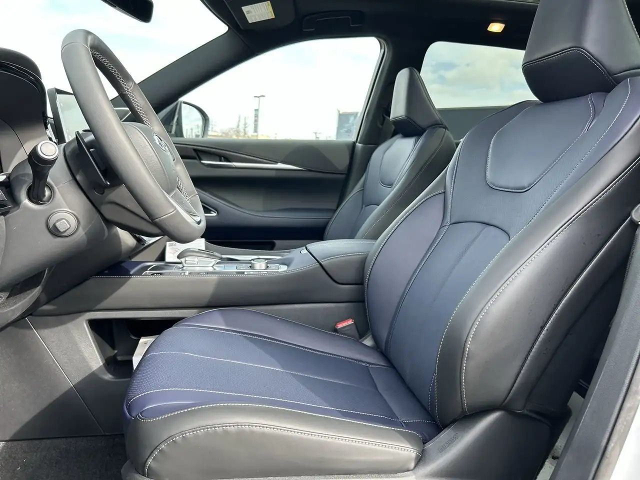 Infiniti QX60 снимка Infiniti QX60