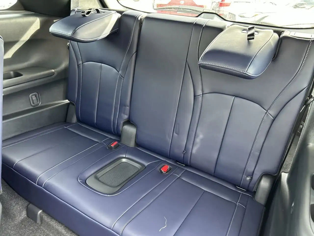 Infiniti QX60 снимка Infiniti QX60