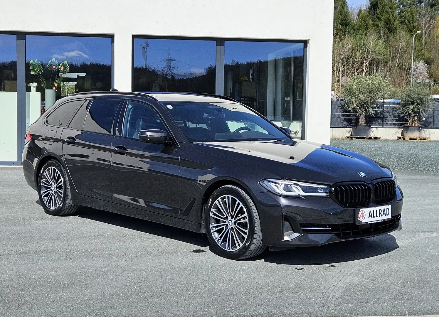 BMW 530 530 d xDrive Touring Grau - 1