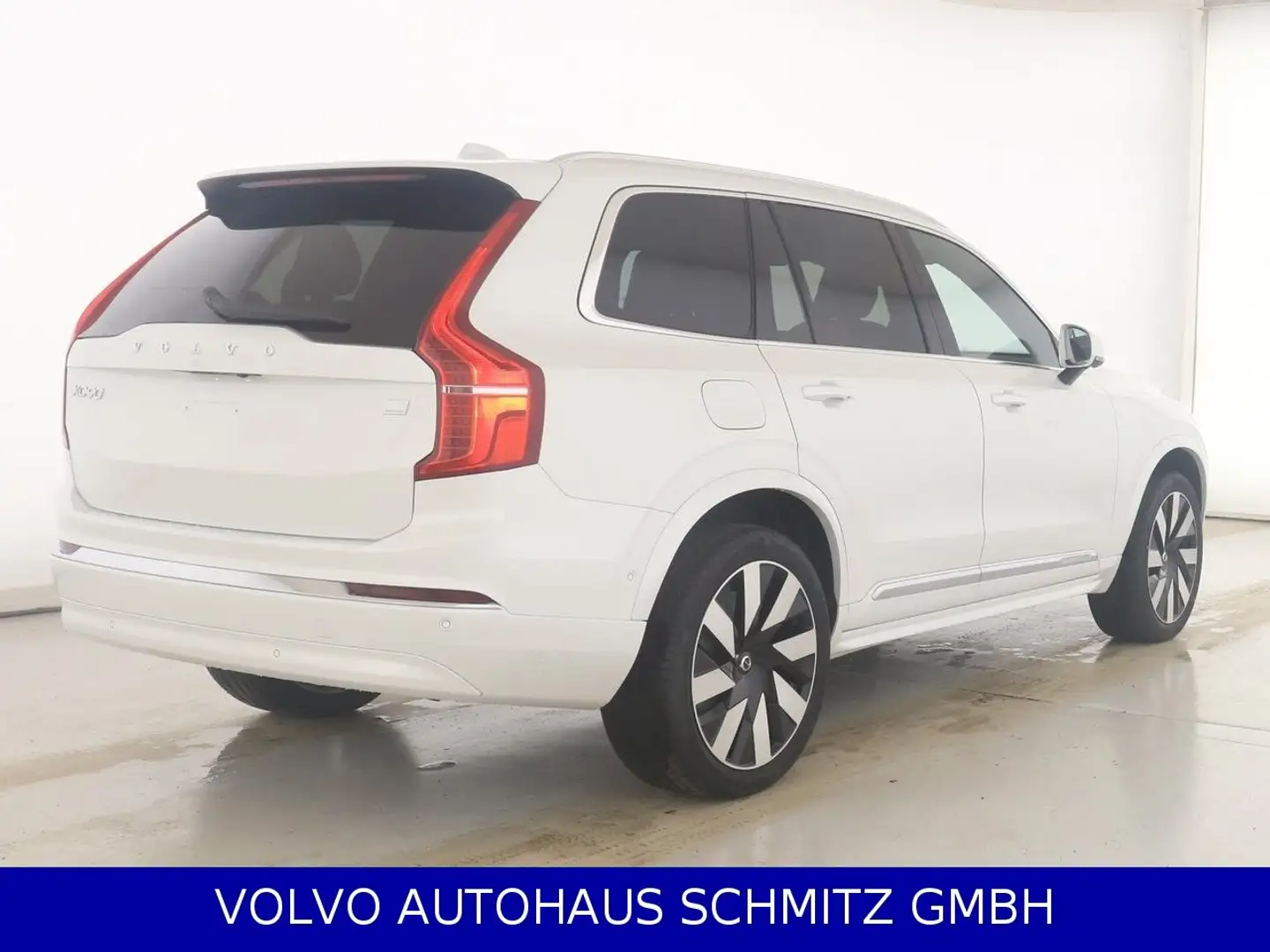 Volvo XC90 Plus Bright T8 AWD Panorama 21" 360 Wit - 2