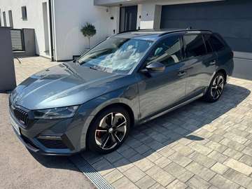 Octavia Combi RS iV 245 DSG