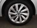 Skoda Octavia Combi 2.0 TDI Selection Aut LED RADAR NAV Silber - thumbnail 26