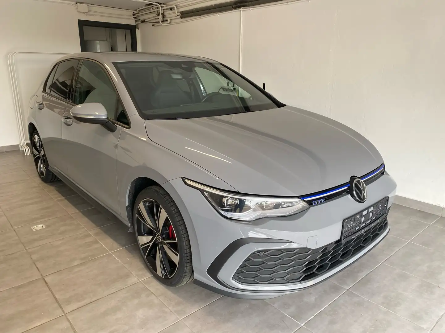 Volkswagen Golf 1.4 TSI GTE 180kW Gris - 2